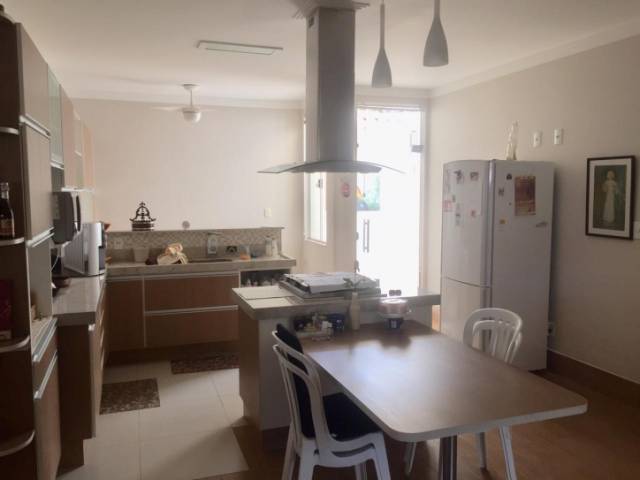 Casa para Venda em Lorena - 3